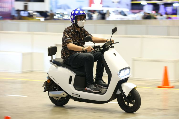 JAVATEKNO MITRA SOLUSI - Electric Wheel, Startup Asal Bali yang Siap Dukung Emisi Nol dengan Kendaraan Listrik