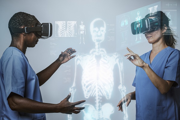 JAVATEKNO MITRA SOLUSI - Teknologi Virtual Reality (VR) dan Augmented Reality (AR)  Mendorong Pelayanan Kesehatan di Masa Depan Menjadi Lebih Mudah